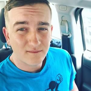 Meet your Posher, Brandon